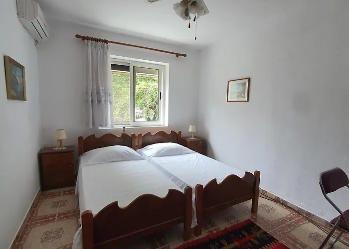 The General's Apartman